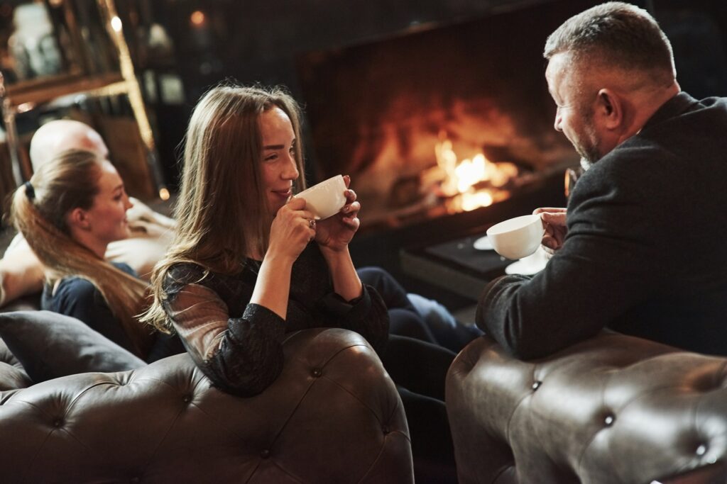 Fireplace with Ambientika heat recovery and negative pressure monitor